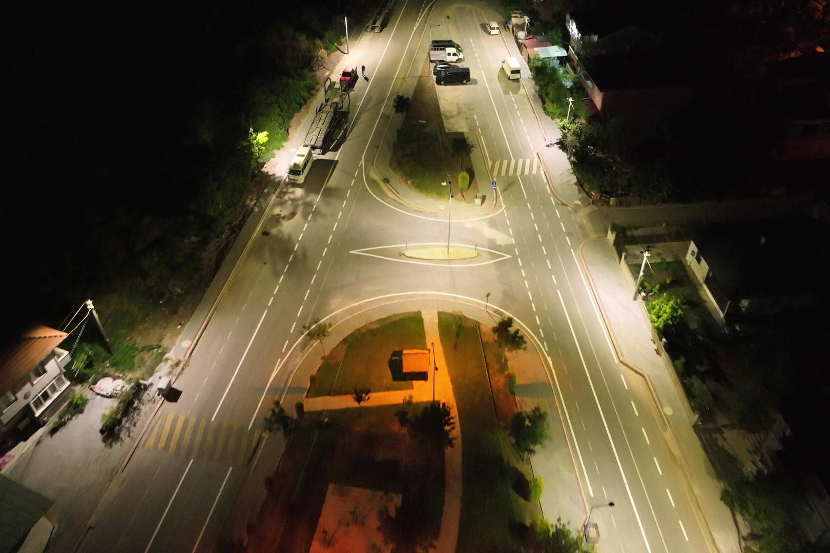 Kocaeli Başiskele&rsquo;deki kritik noktaya B&uuml;y&uuml;kşehir m&uuml;dahalesi