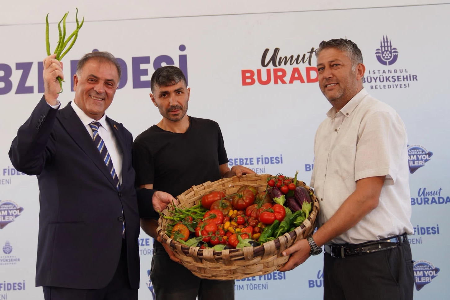 İstanbul'da &ccedil;ift&ccedil;ilere &uuml;cretsiz kışlık sebze fidesi