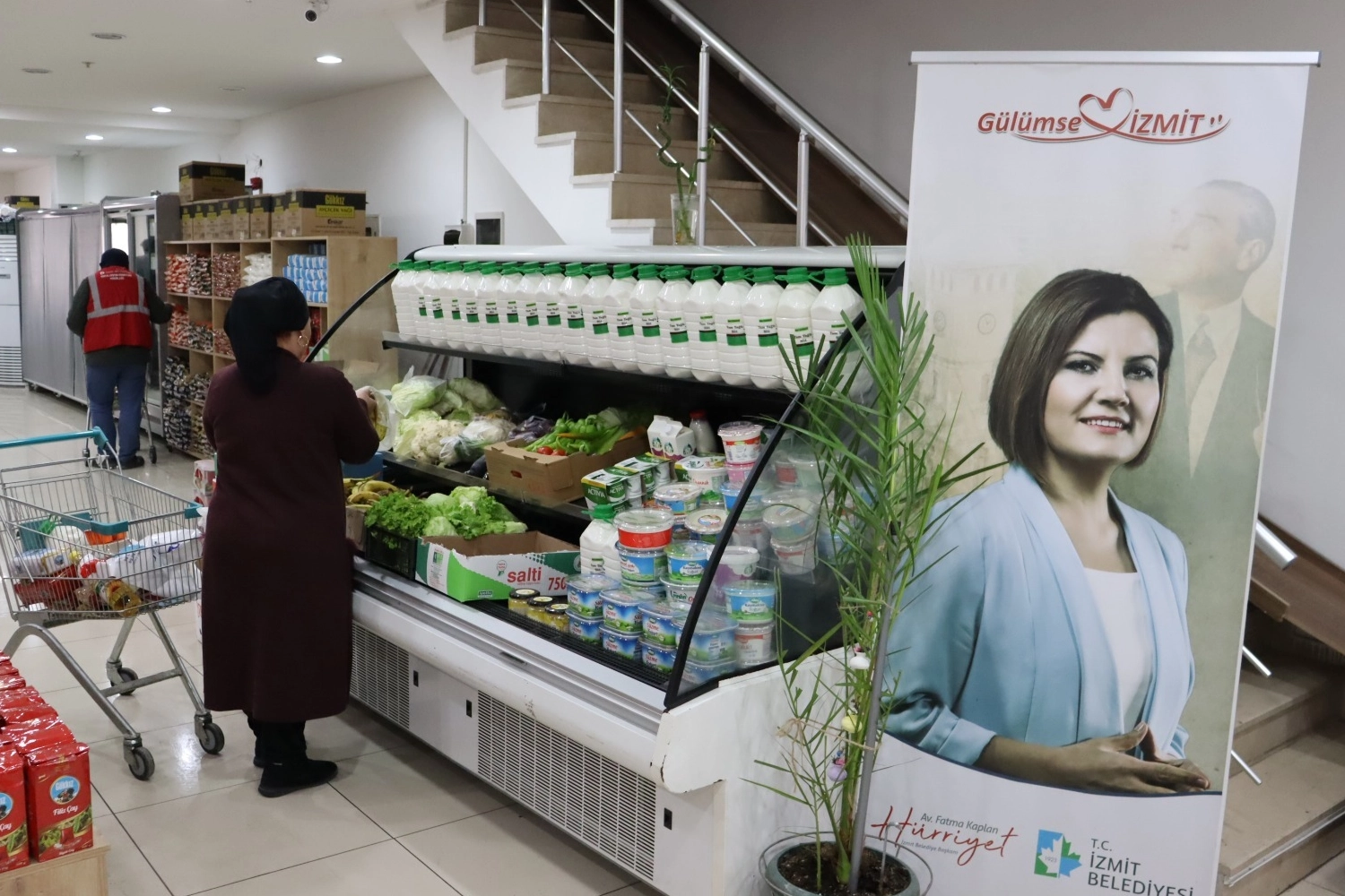 İzmit'te 2025&rsquo;te binlerce haneye 'sosyal' hizmet