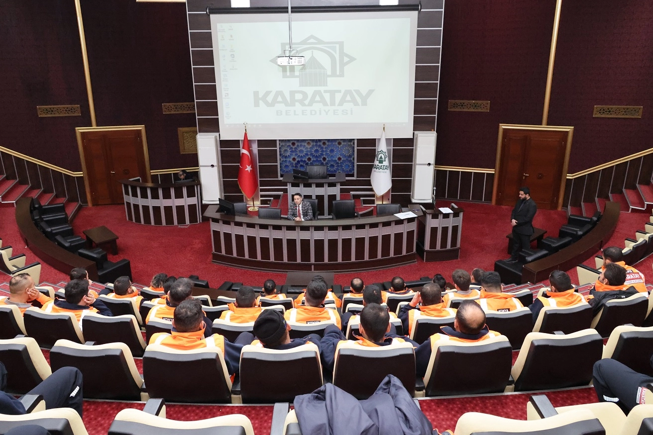 Konya Karatay'da personel eğitimleri s&uuml;r&uuml;yor