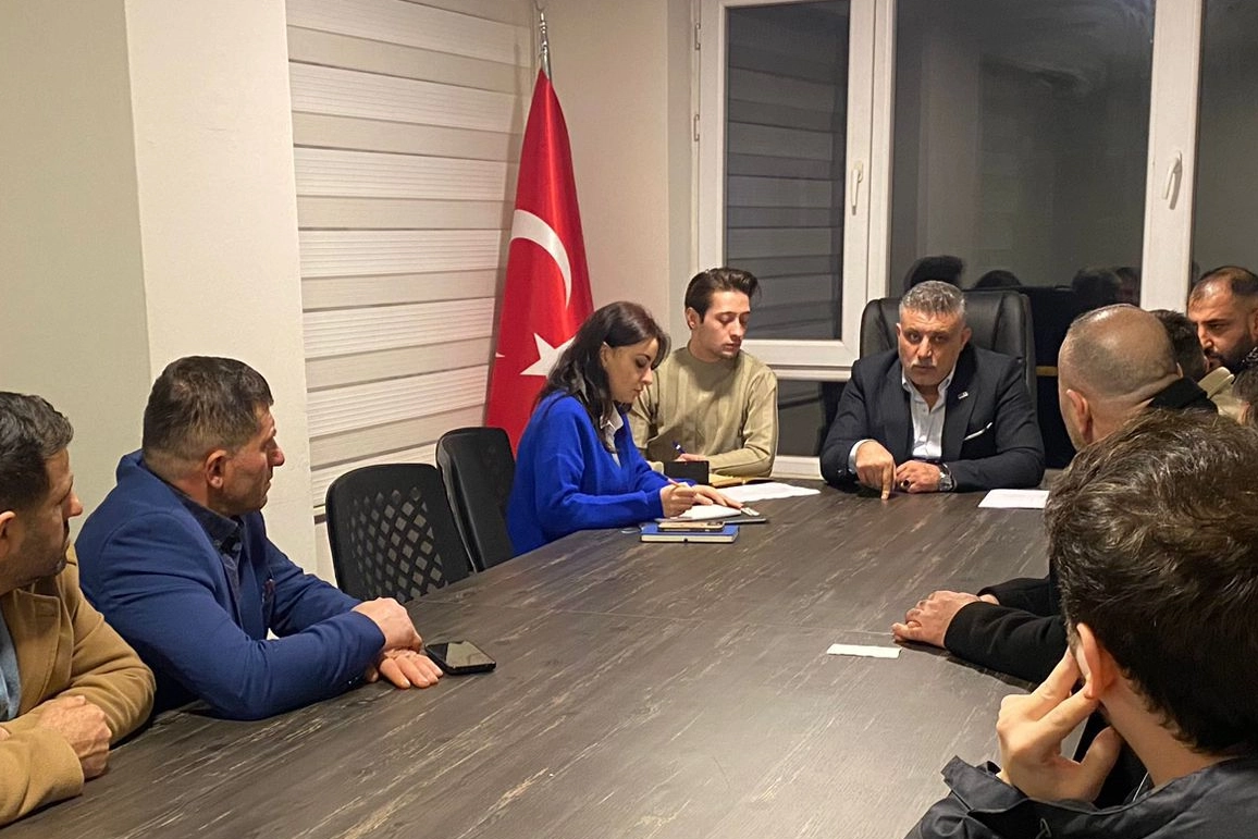 Bursa'da Ulu Cami &ouml;n&uuml;nde Ramazan boyunca &ccedil;orba ikramı