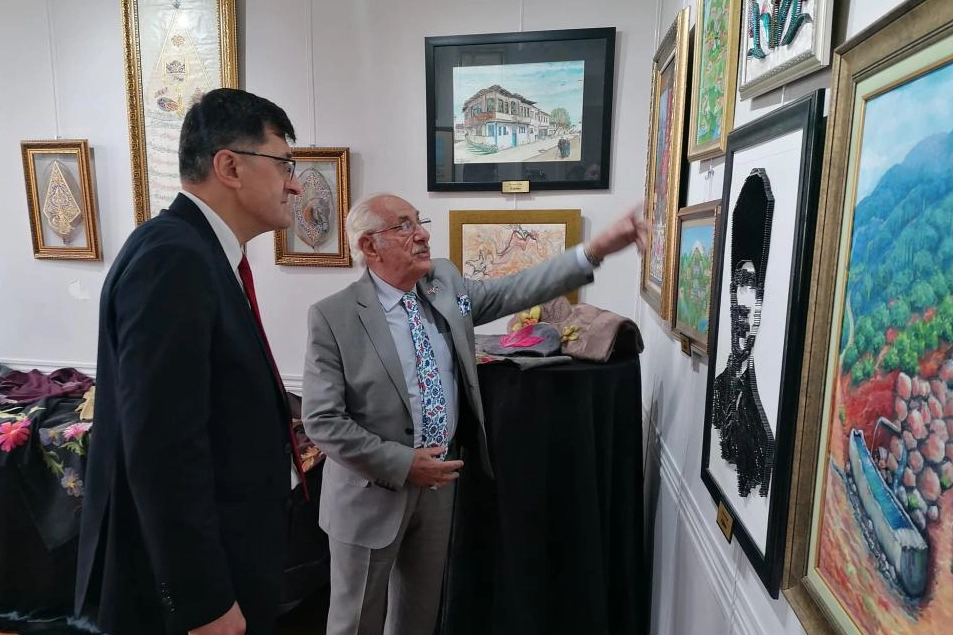 K&uuml;tahya'nın sanatsal ve k&uuml;lt&uuml;rel zenginliği &Ccedil;anakkale'de sergileniyor