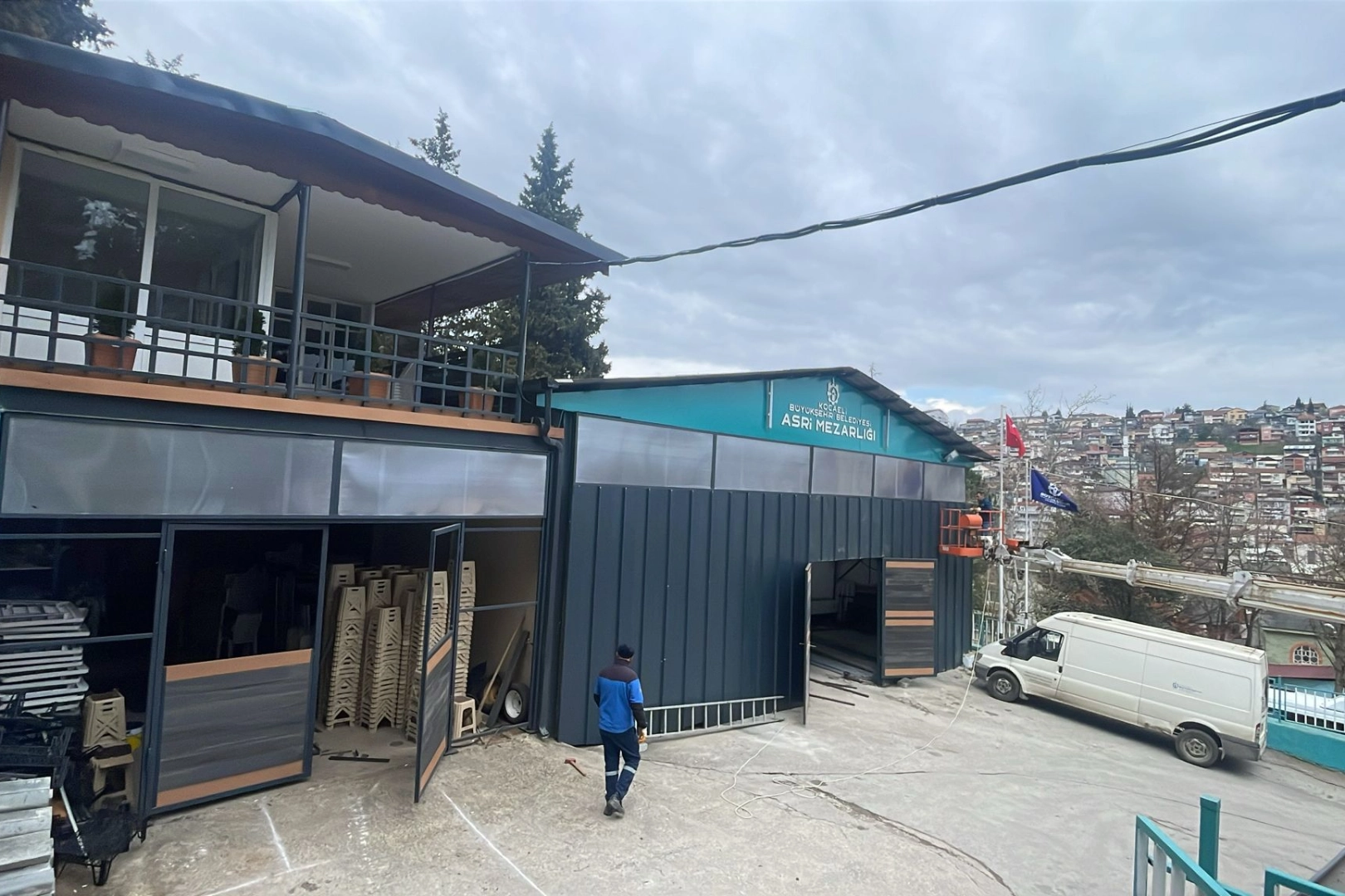 Kocaeli B&uuml;y&uuml;kşehir&rsquo;den mezarlıklara modern dokunuş