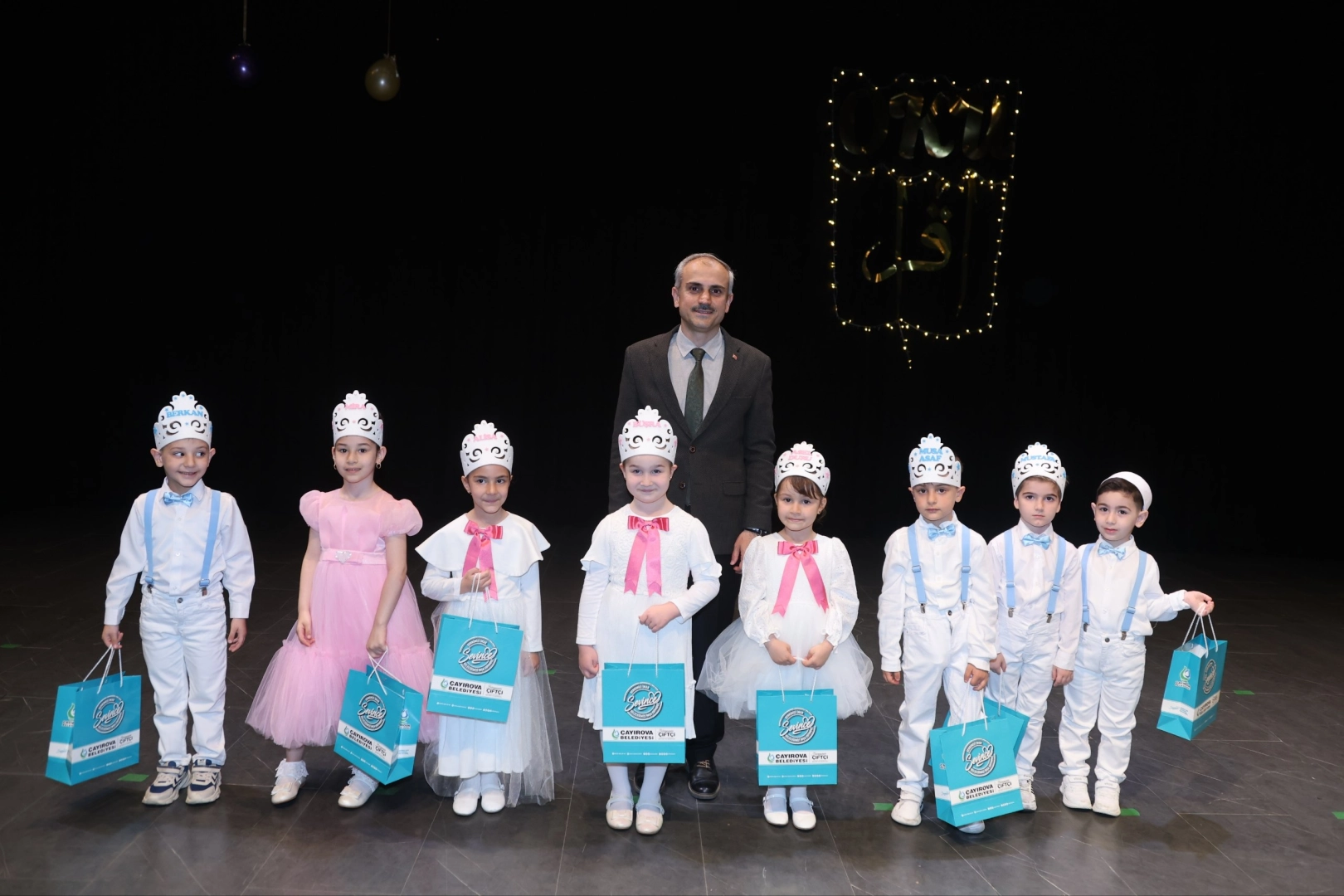 &Ccedil;ayırova'da &ccedil;ocuklar Kur&rsquo;an&rsquo;a ge&ccedil;me heyecanı yaşadı