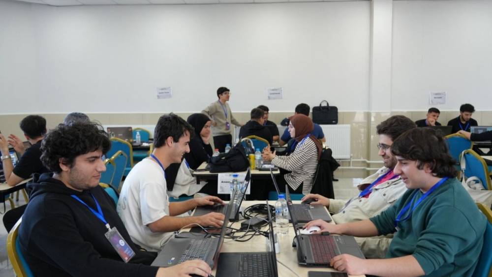 ADY&Uuml;&rsquo;de siber g&uuml;venlik yarışması d&uuml;zenlendi 
