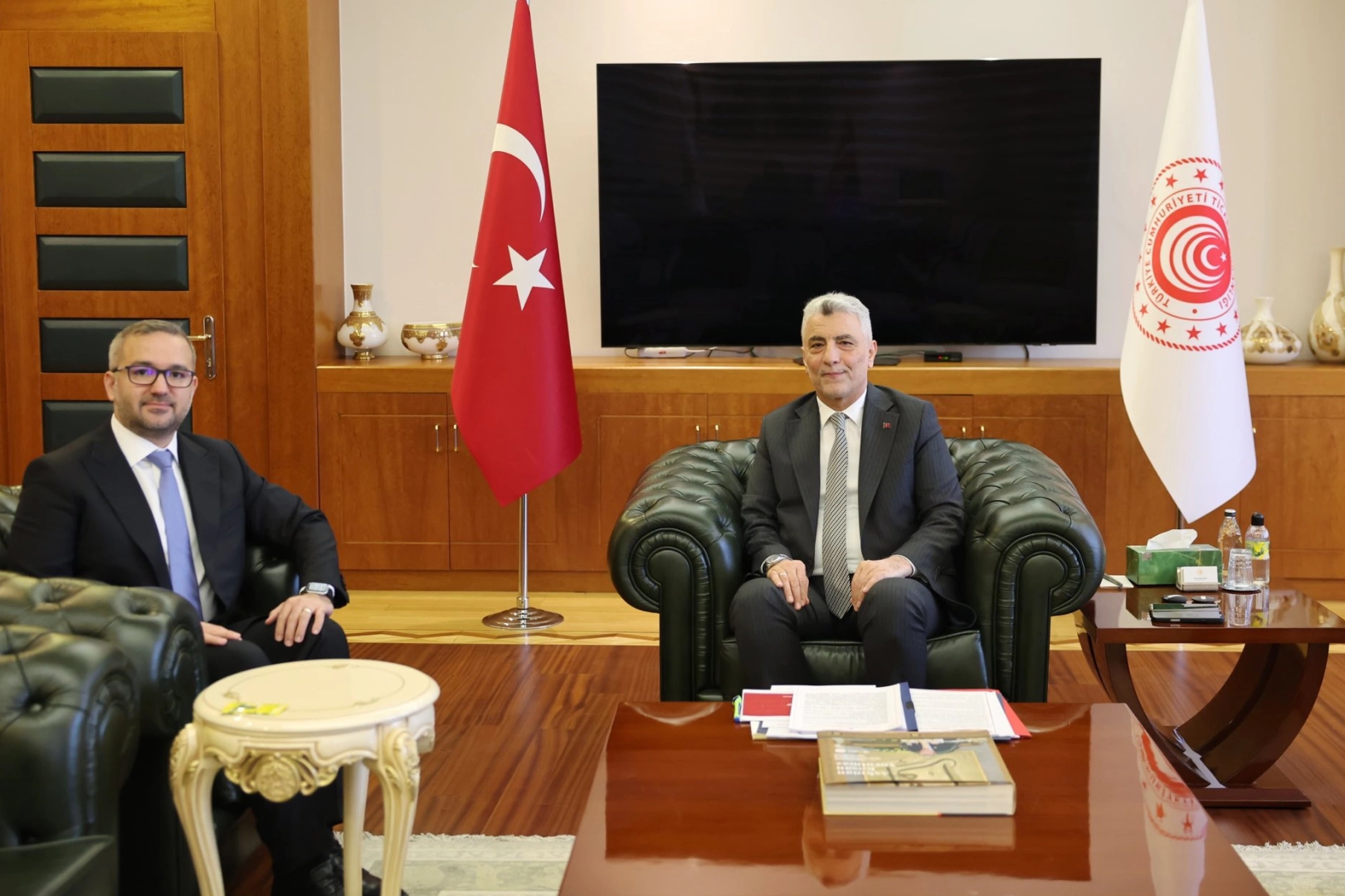 Bakan Bolat, TCMB Başkanı Karahan ile g&ouml;r&uuml;şt&uuml;