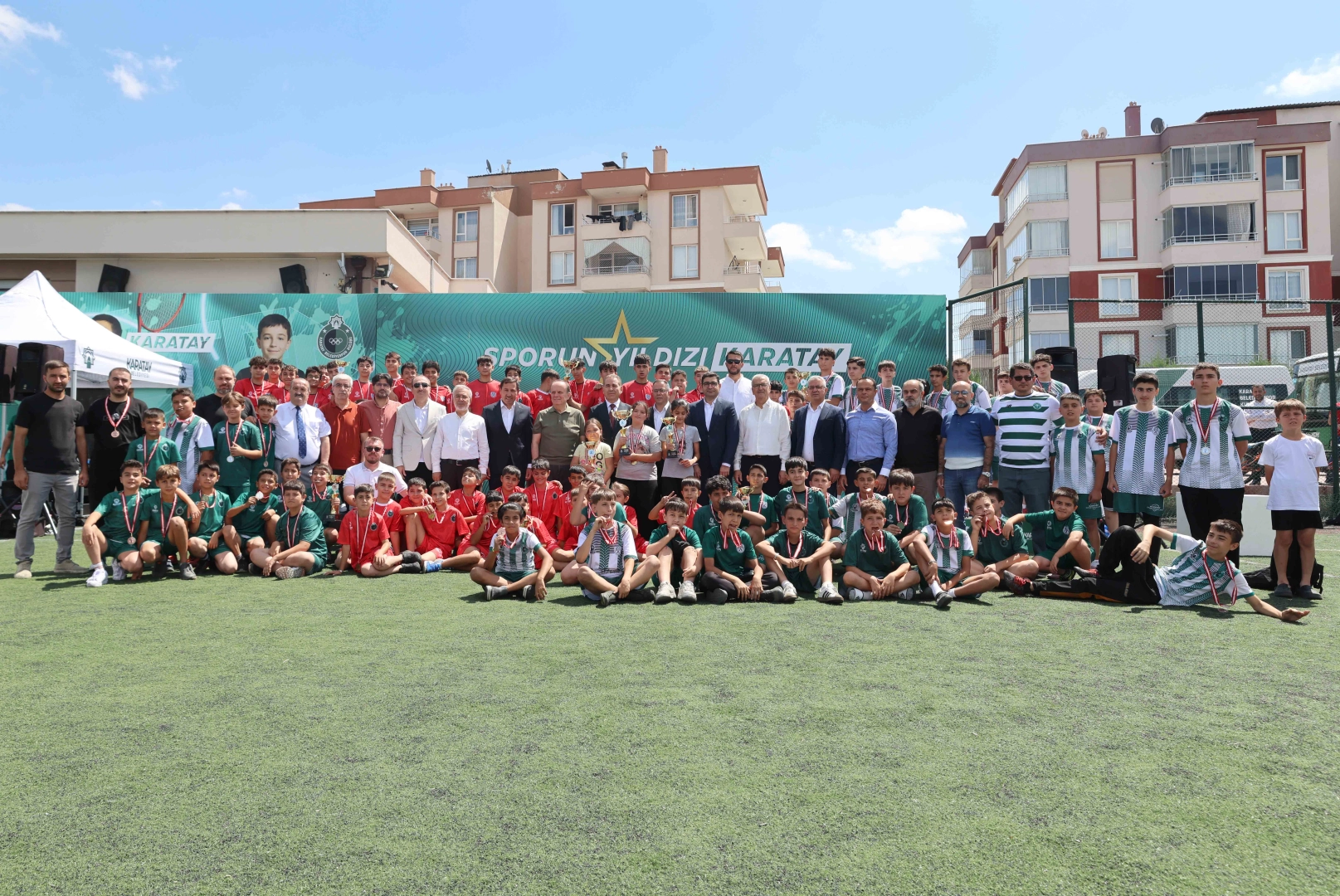 Konya Karatay&rsquo;da futbol ve dart turnuvalarında şampiyonlar belli oldu