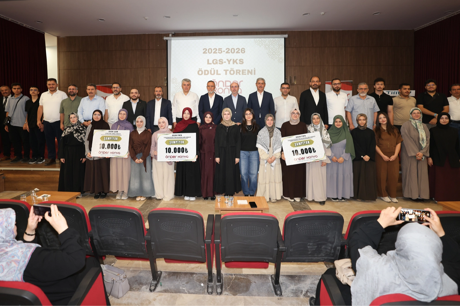 Konya&rsquo;da İmam Hatip &ouml;ğrencilerinden b&uuml;y&uuml;k başarı