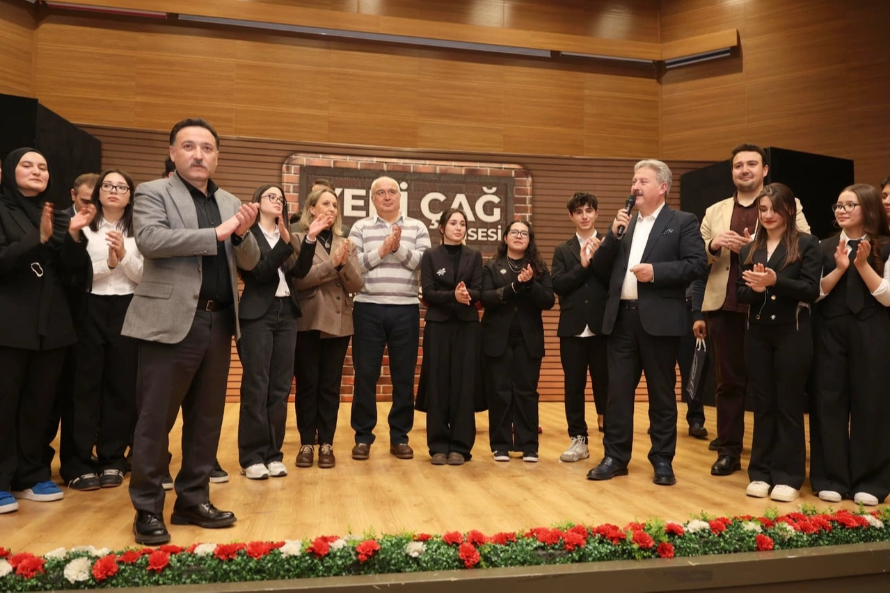 Mektep Melikgazi &ouml;ğrencilerinden tiyatro g&ouml;sterisi