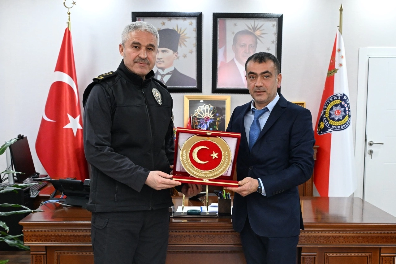 D&uuml;zceli gazetecilerden 'Emniyet'li ziyaret