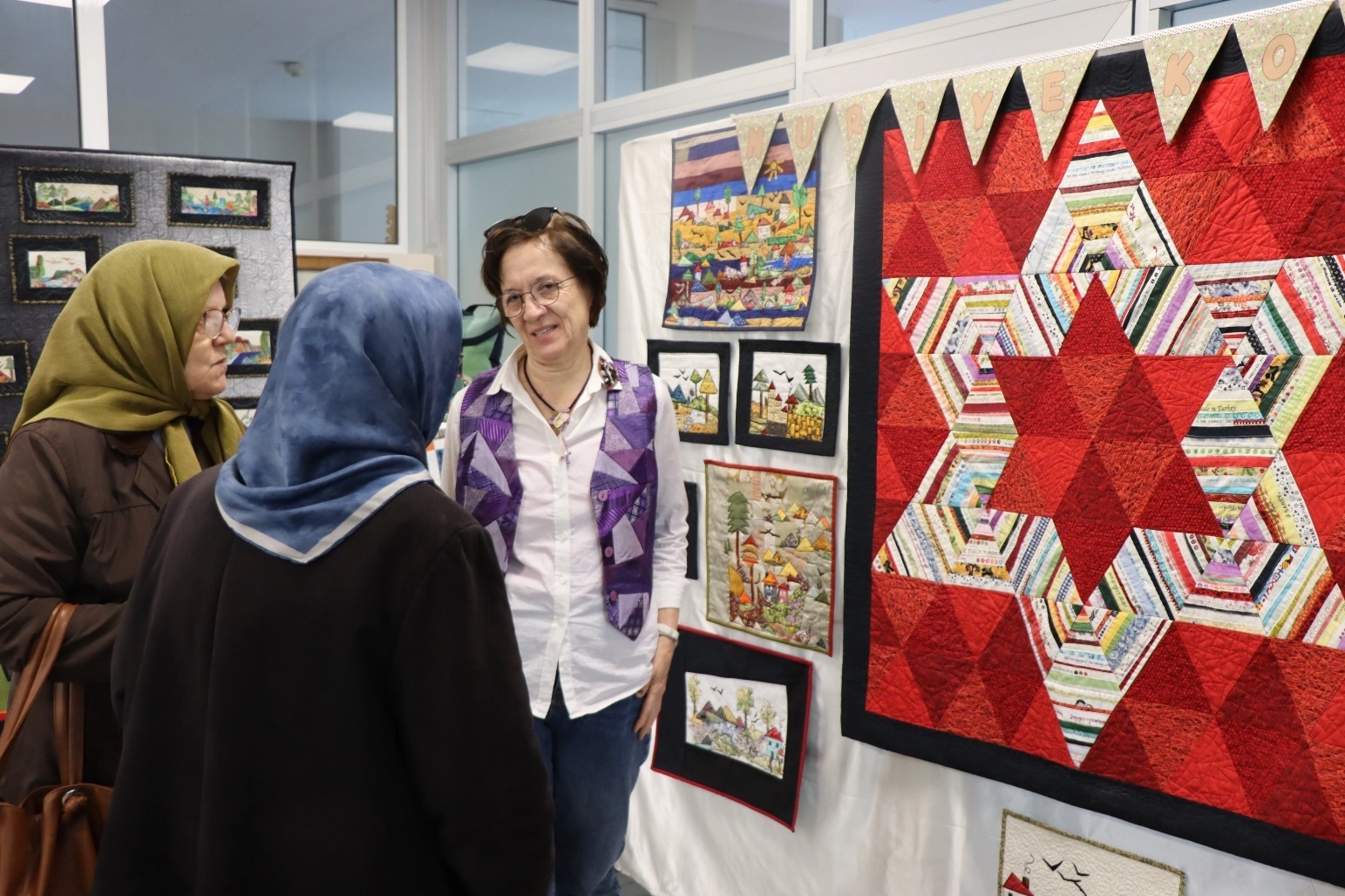 Kocaeli İzmit'te D&uuml;nya Sanat G&uuml;n&uuml;&rsquo;ne &ouml;zel Kırkyama s&ouml;yleşisi&nbsp;