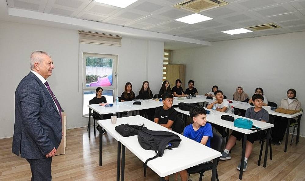 Osmangazi'de Yetenek Evleri'nde Yeni Eğitim D&ouml;nemi Başladı