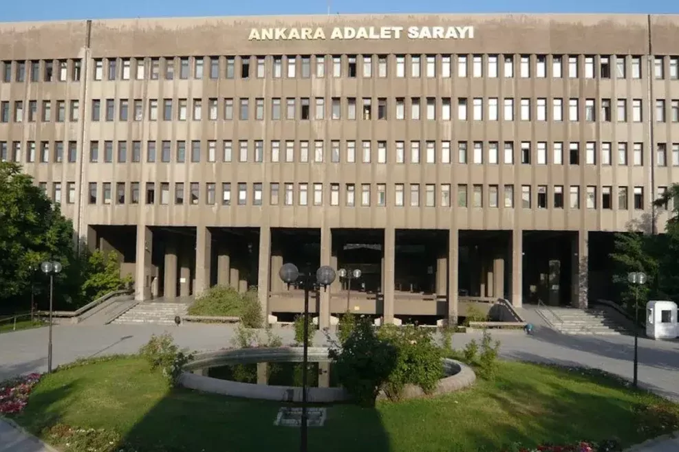 FET&Ouml;'n&uuml;n gizli yapılanmasına 26 g&ouml;zaltı