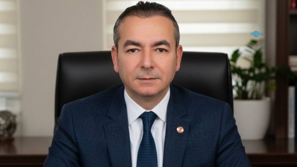 Murat &Ccedil;eliker&rsquo;den Karayolları&rsquo;na &ccedil;ağrı: Atat&uuml;rk Bulvarı yan yolları bir an &ouml;nce yapılsın 