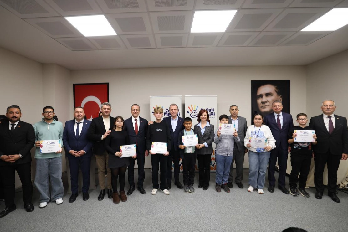 Mersin&rsquo;de &Ccedil;ocuk Meclisi&rsquo;nin son toplantısı yapıldı