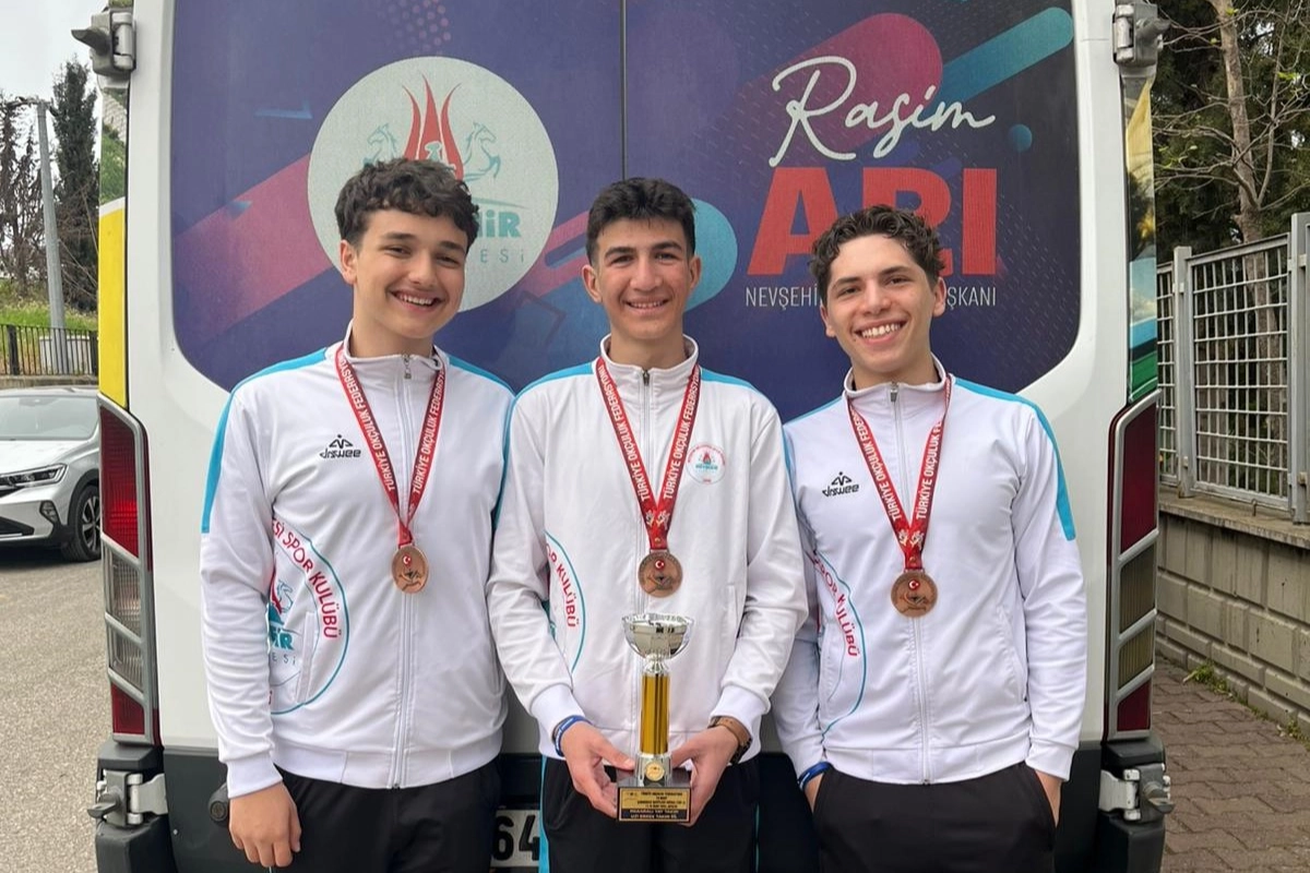 Nevşehirli ok&ccedil;ular T&uuml;rkiye &Uuml;&ccedil;&uuml;nc&uuml;s&uuml; oldu