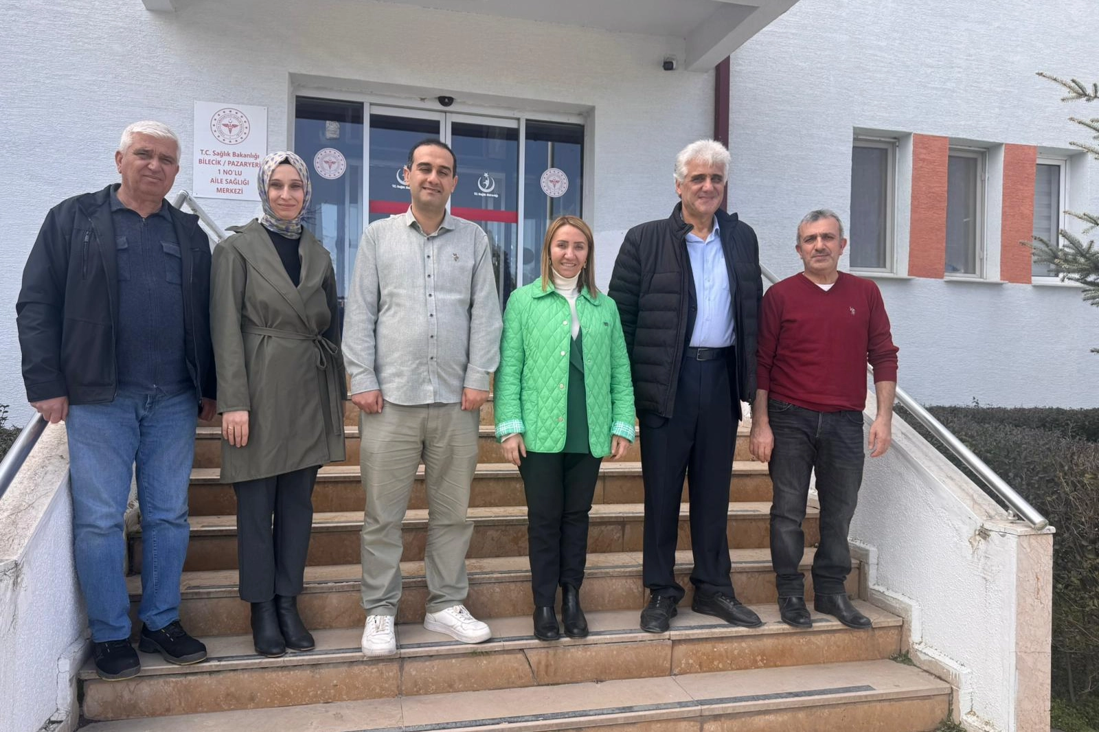 Bilecik Pazaryeri&rsquo;nde Başkan Tekin&rsquo;den sağlık ordusuna vefa dolu ziyaret