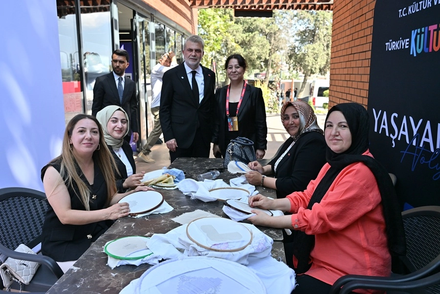 Kahramanmaraş'ın yaşayan mirası K&uuml;lt&uuml;r Yolu'nda sergileniyor