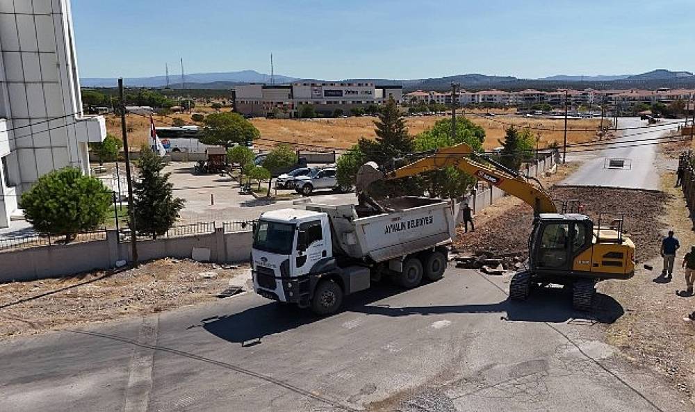 Ayvalık'ın 7. Akıllı Kavşağı B&ouml;lge Trafiğine Nefes Aldıracak