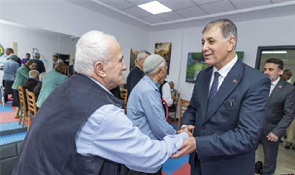 Başkan Tugay, Gaziantep'te sosyal belediyecilik projelerini inceledi