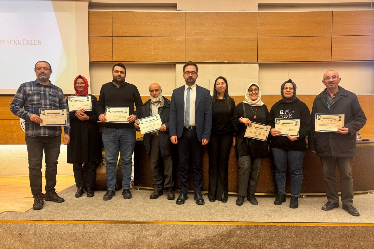 Kayseri B&uuml;y&uuml;kşehir'den organik tarım kursiyerlerine sertifika