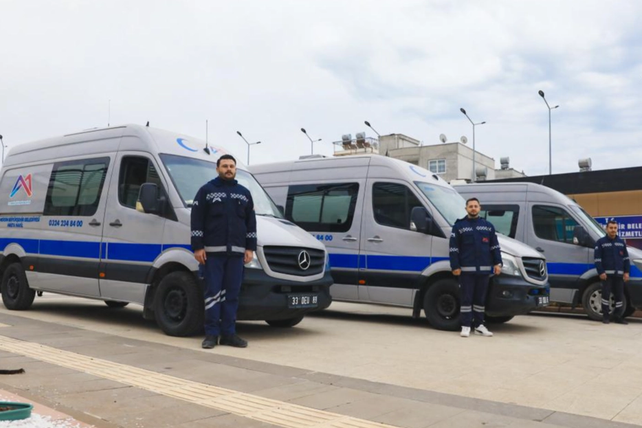 Mersin&rsquo;de yatağa bağımlı hastalara &uuml;cretsiz nakil hizmeti