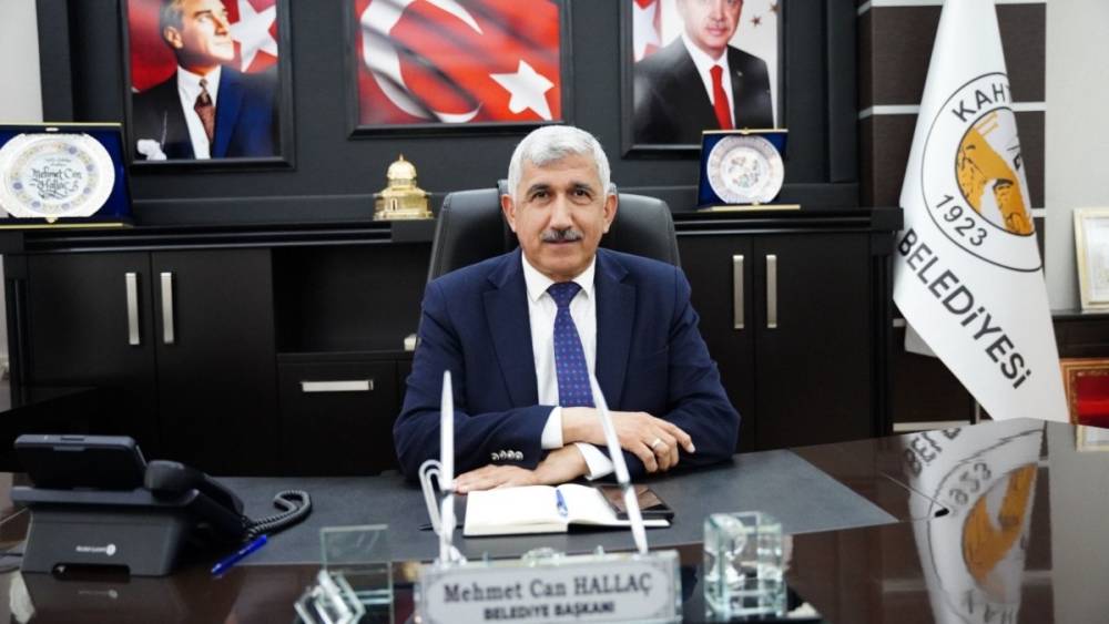 Kahta Belediye Başkanı Halla&ccedil;&rsquo;tan Ramazan ayı mesajı 