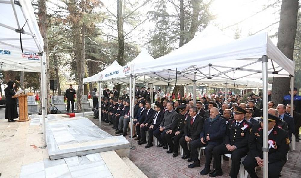 &Ccedil;anakkale Zaferinin 111. Yılında Şehitlerimiz T&ouml;renle Anıldı