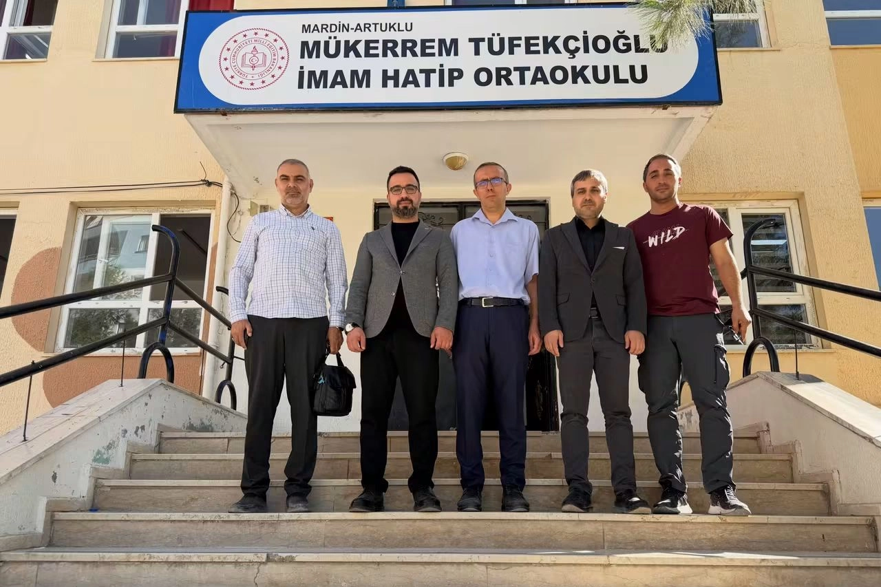Mardin &Ouml;nder&rsquo;den İmam Hatip Okulları'na yeni eğitim yılı ziyareti