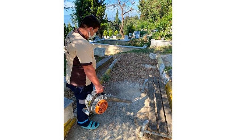 B&uuml;y&uuml;kşehir'den mezarlıklara kesintisiz bakım