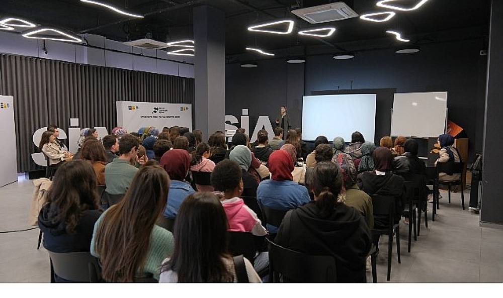 Bu Ders SİA'dayız Programı &Uuml;niversiteleri Sosyal İnovasyonla Buluşturuyor