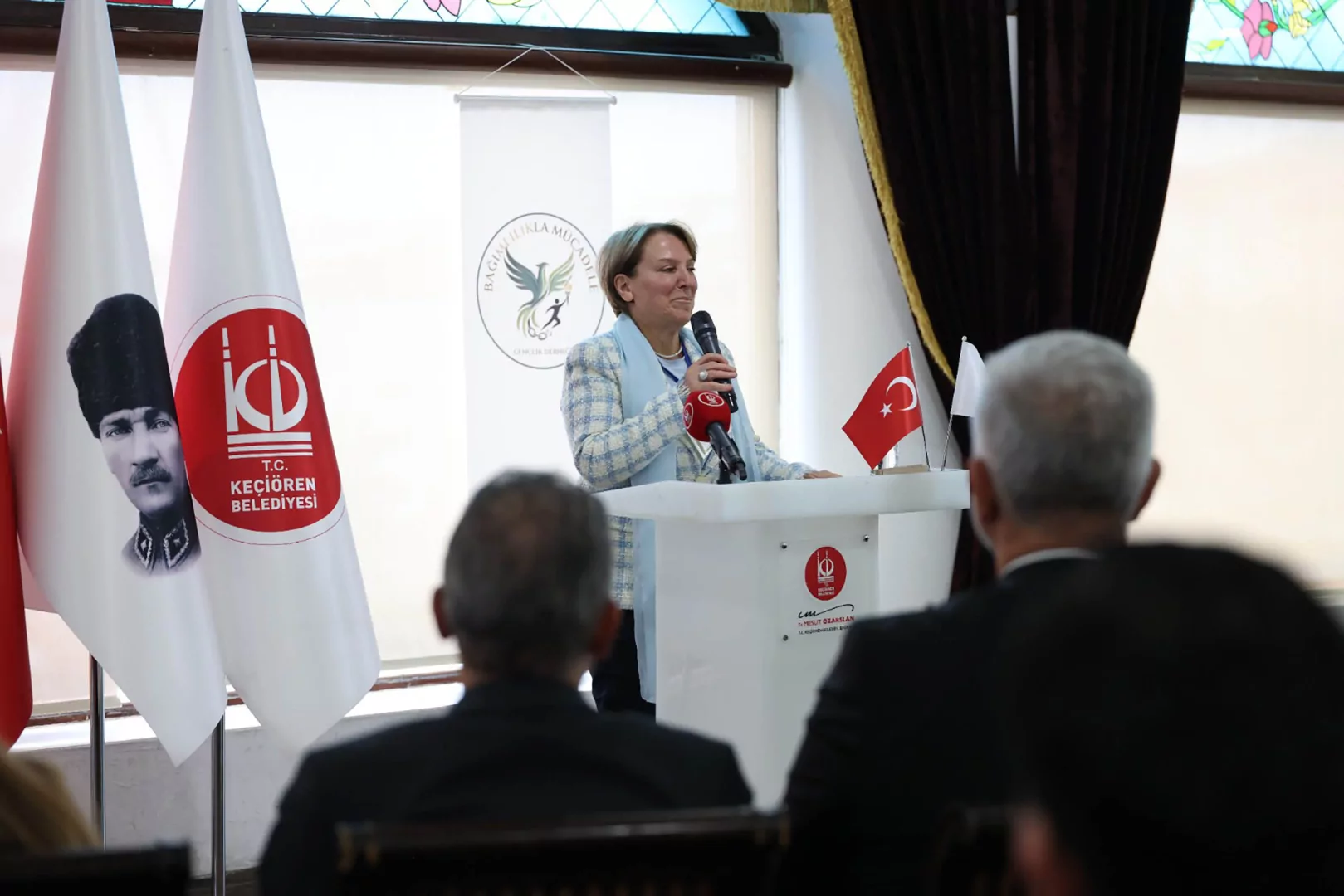 Ke&ccedil;i&ouml;ren&rsquo;de gen&ccedil;lerin katılımıyla Bağımlılıkla M&uuml;cadele &Ccedil;alıştayı