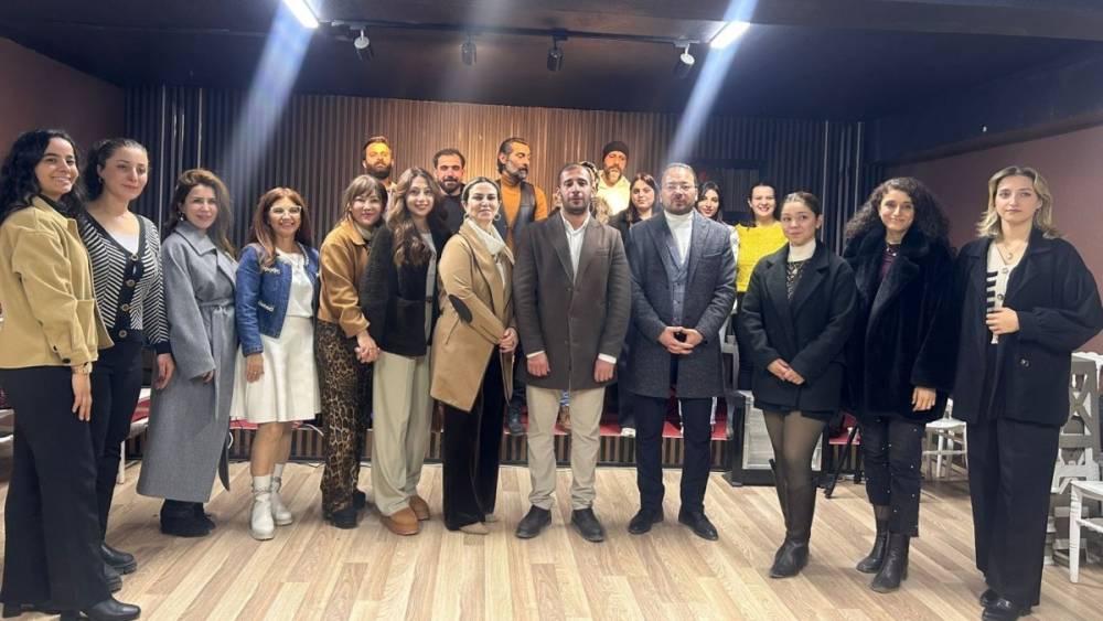 Adıyaman'da Gen&ccedil; Nesiller Derneği&rsquo;nden &ouml;zel şiir dinletisi  - Videolu Haber