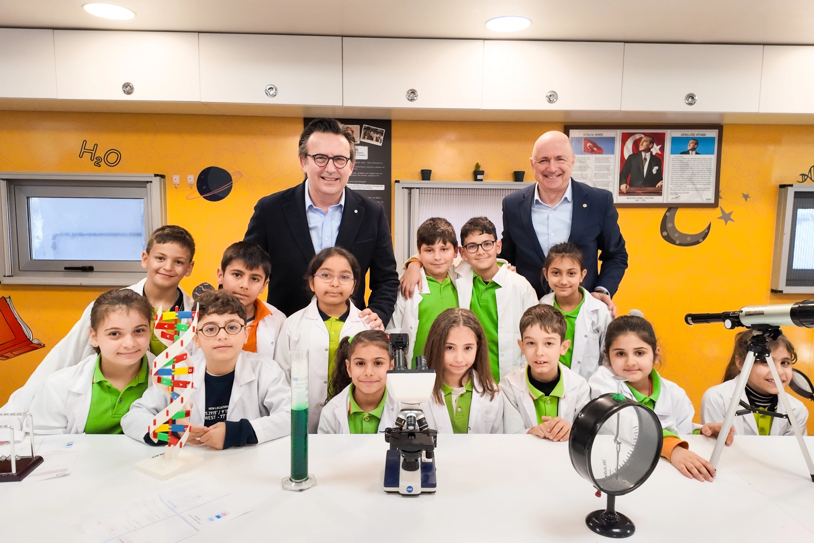 MediaMarkt T&uuml;rkiye ve TEGV&rsquo;den afet b&ouml;lgesinde s&uuml;rd&uuml;r&uuml;lebilir eğitim desteği