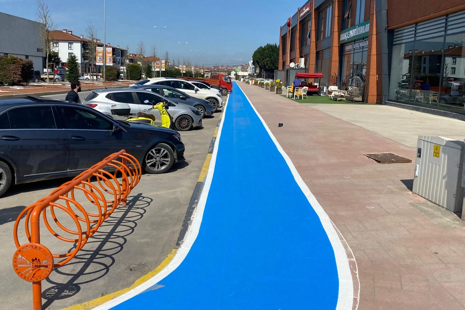 Sakarya Erenler&rsquo;de bisiklet yollarına g&uuml;venli dokunuş