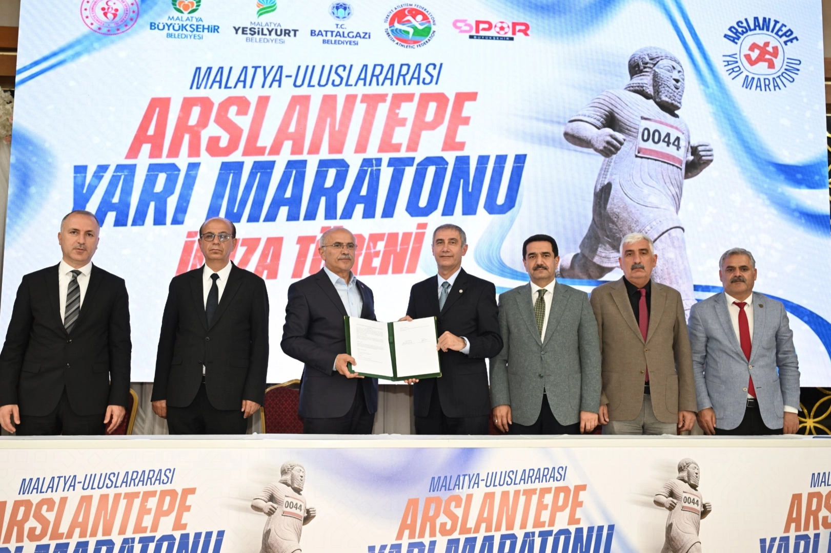 Malatya Arslantepe Yarı Maratonu&rsquo;nun protokol&uuml; imzalandı