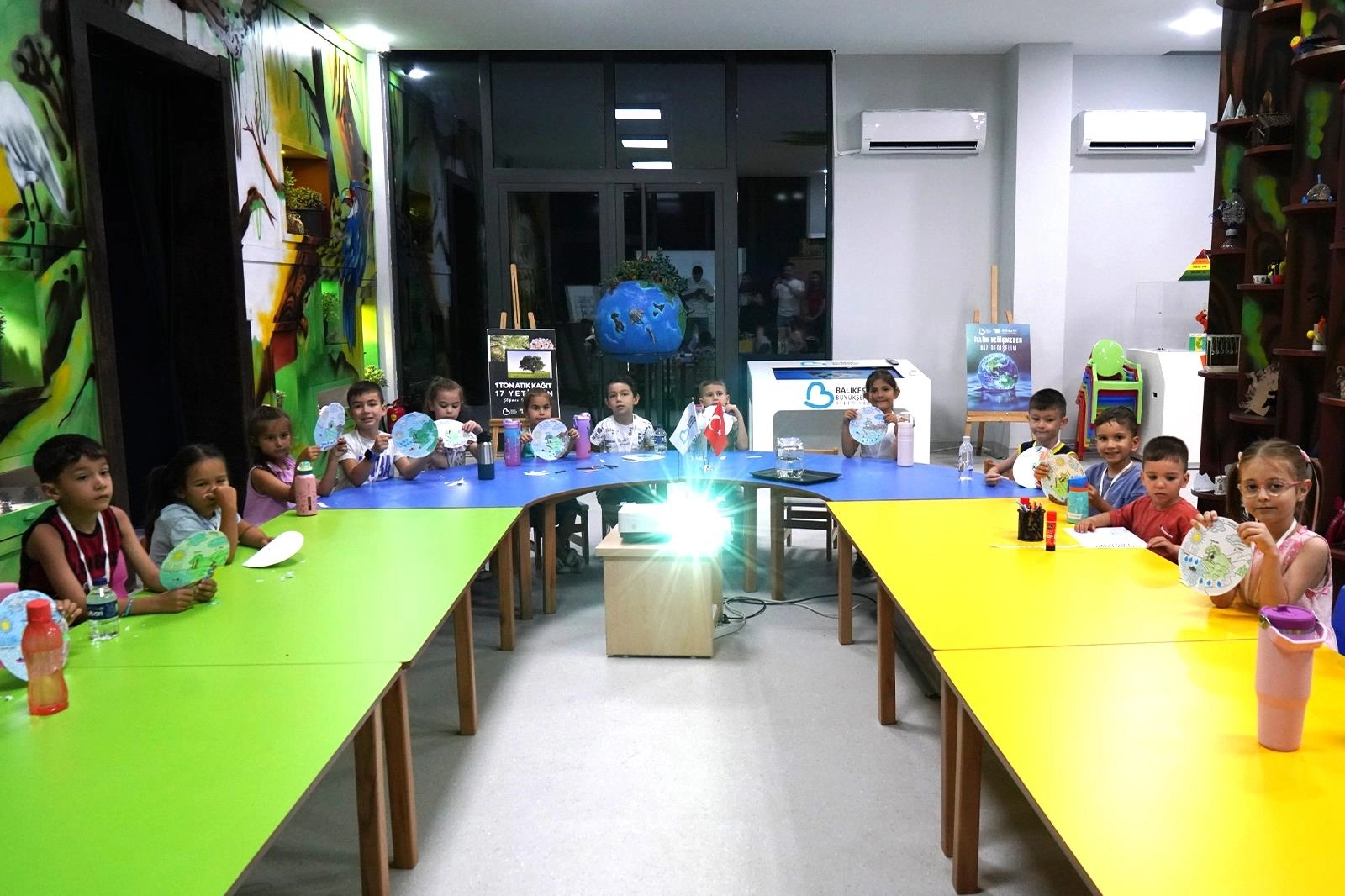 Balıkesir&rsquo;de &ccedil;ocuklar &Ccedil;evre Bilim Akademisi&rsquo;nde