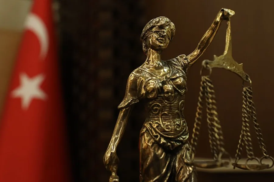 AYM&rsquo;den tanık sorgulama hakkı kararı