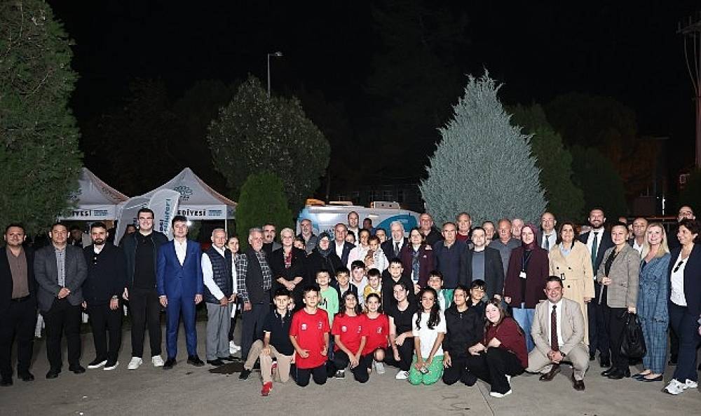 Başkan Şadi &Ouml;zdemir Ak&ccedil;alar'da vatandaşlarla buluştu