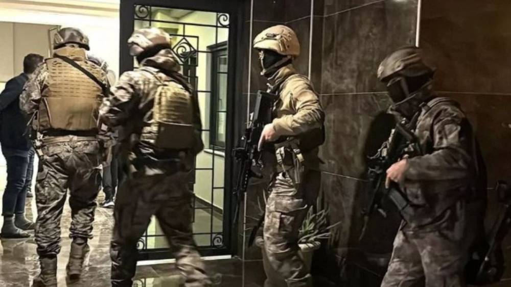 Bakan Yerlikaya: &lsquo;Diyarbakır&rsquo;da 7 yıl &ouml;nce cinayet işleyen şahıs yakalandı&rsquo;  - Videolu Haber