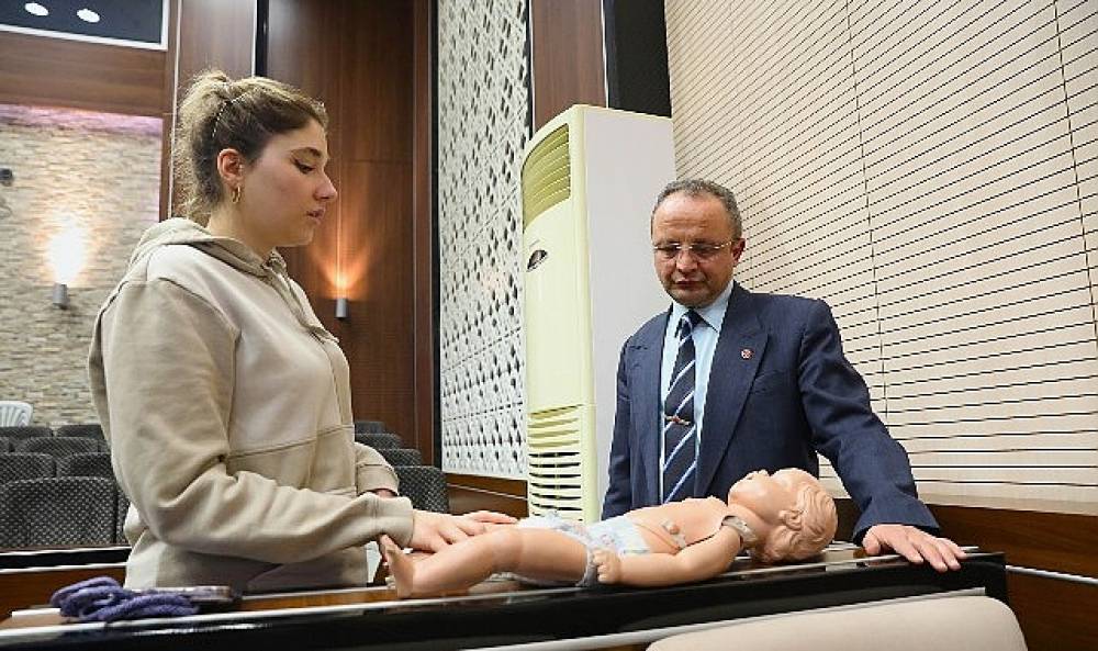 Ke&ccedil;i&ouml;ren Belediyesi'nden Hayat Kurtaran Eğitim