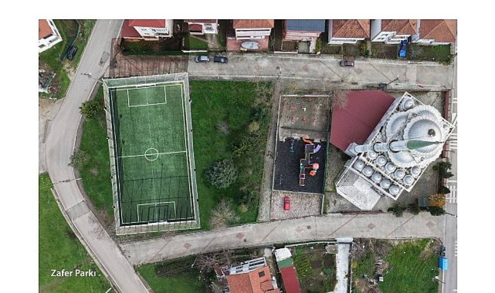 Kandıra'ya 5 Yeni Halı Saha