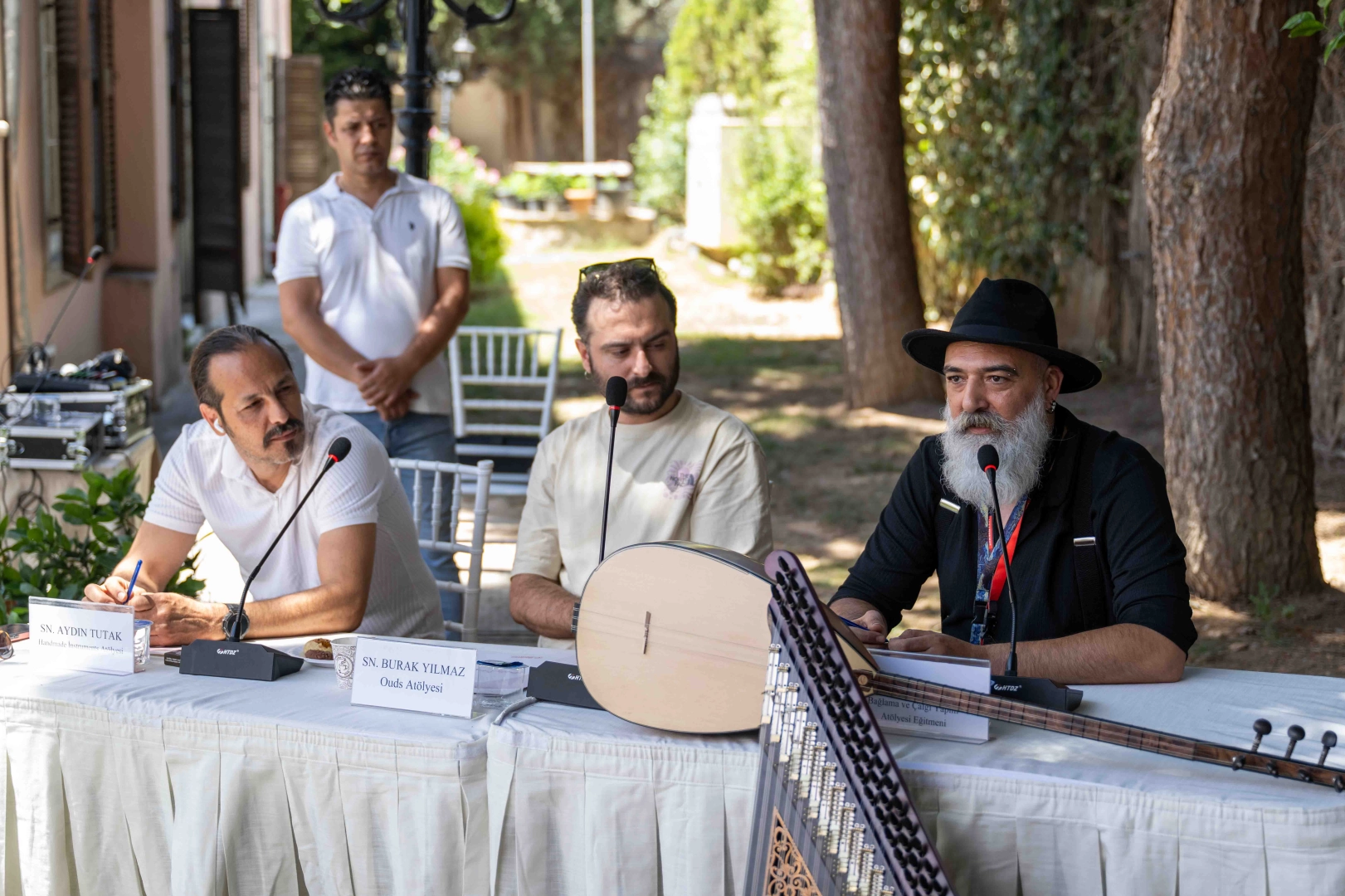 İzmir Bornova&rsquo;da &ccedil;algı yapımının b&uuml;y&uuml;s&uuml; yaşandı