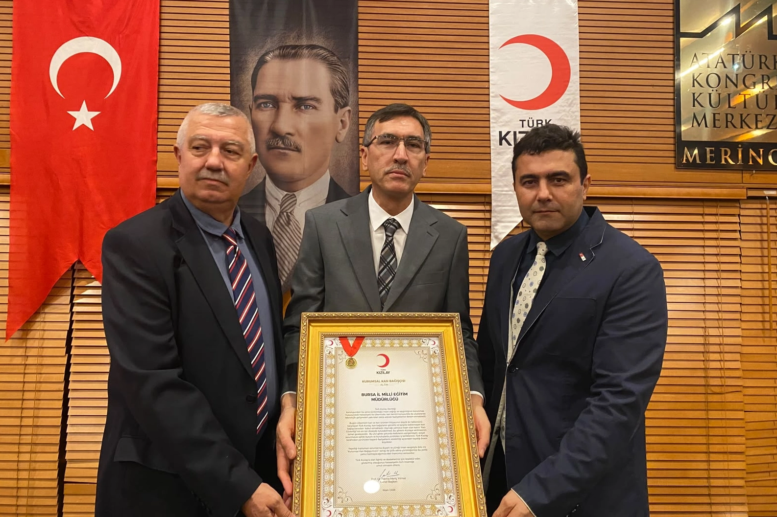 Bursa&rsquo;da okullardan kan bağışına b&uuml;y&uuml;k destek