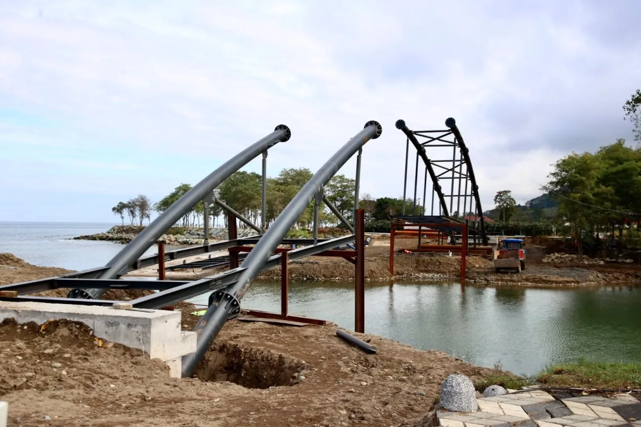 Ordu'da Turnasuyu Kordon Park yaşam merkezine d&ouml;n&uuml;ş&uuml;yor