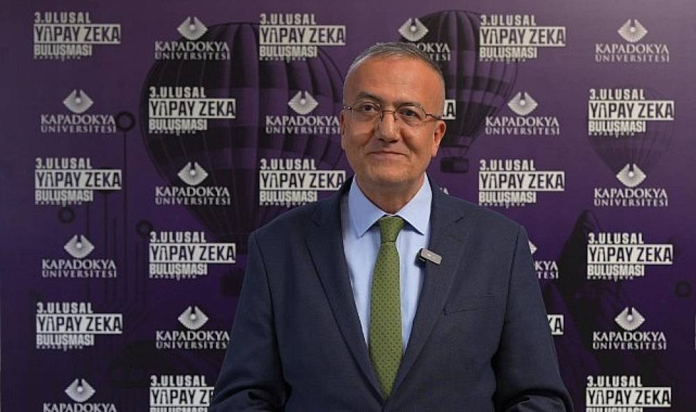 &ldquo;Alev Alatlı'nın bakış a&ccedil;ısı, yapay zek&acirc; &ccedil;ağına da ışık tutuyor"