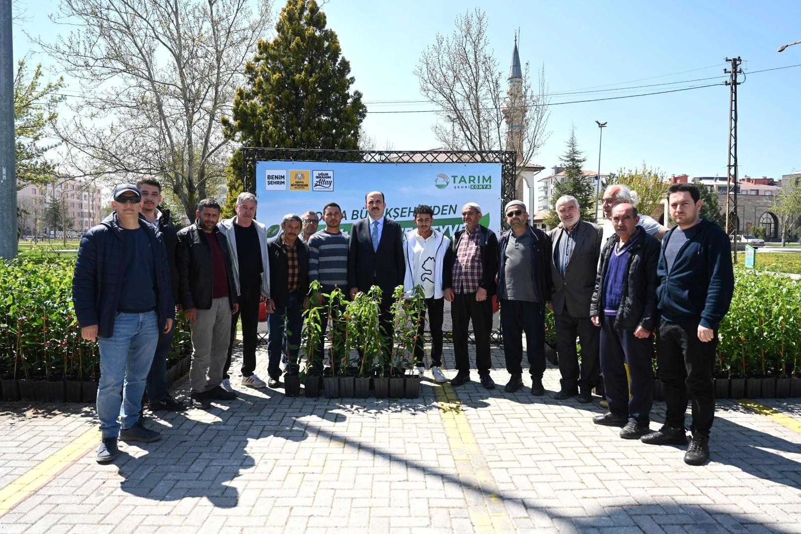 Konya&rsquo;da &ccedil;ift&ccedil;iye y&uuml;zde 50 hibe ile meyve fidanı desteği