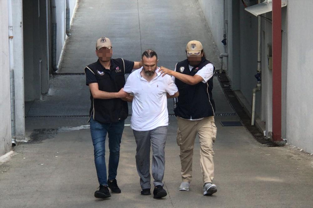 Adana'da 7,5 yıl hapis cezasıyla aranan DEAŞ hükümlüsü, ayağından vurularak yakalandı