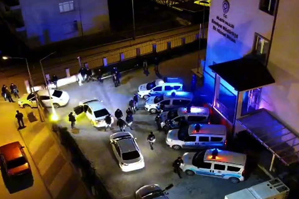 Bilecik'te 58 milyon TL'lik dolandırıcılık çetesi çökertildi