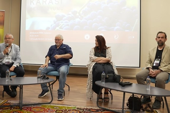 &Ccedil;al Karası Sempozyumu, bağcılık mirasını bilim ve turizmle buluşturdu
